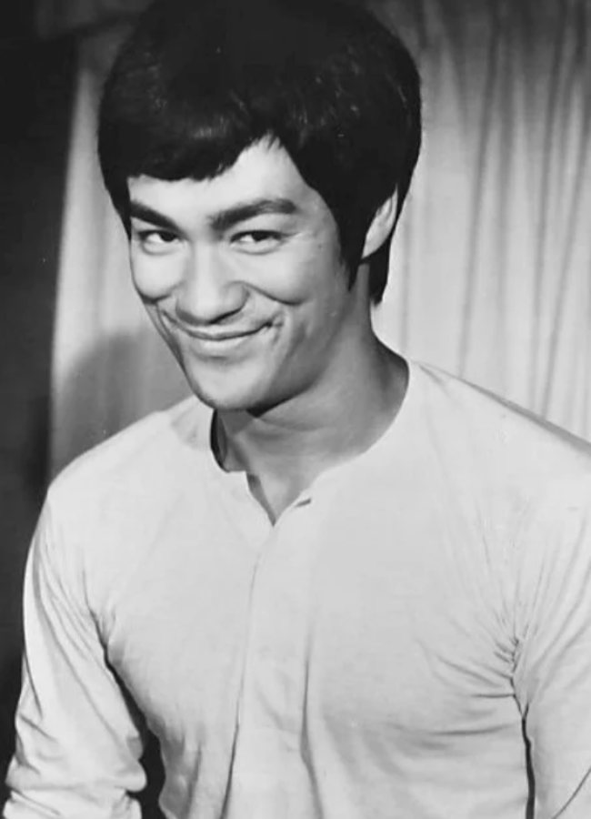 Bruce le