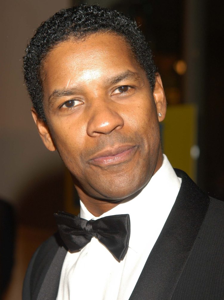 Denzel Washington Side Pic 1 (4)